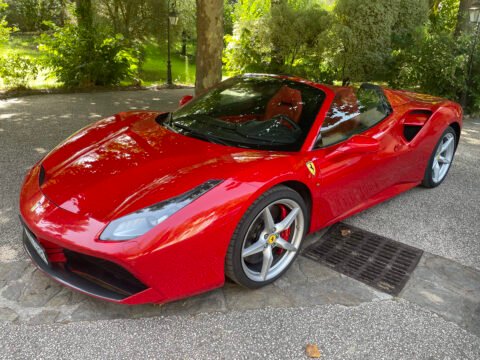 Rent Ferrari 488 Spider