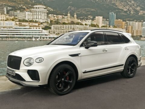 Rent Bentley Bentayga