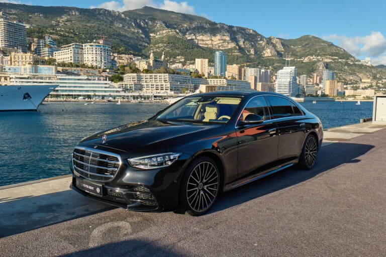 Private Mercedes S500 for transfers